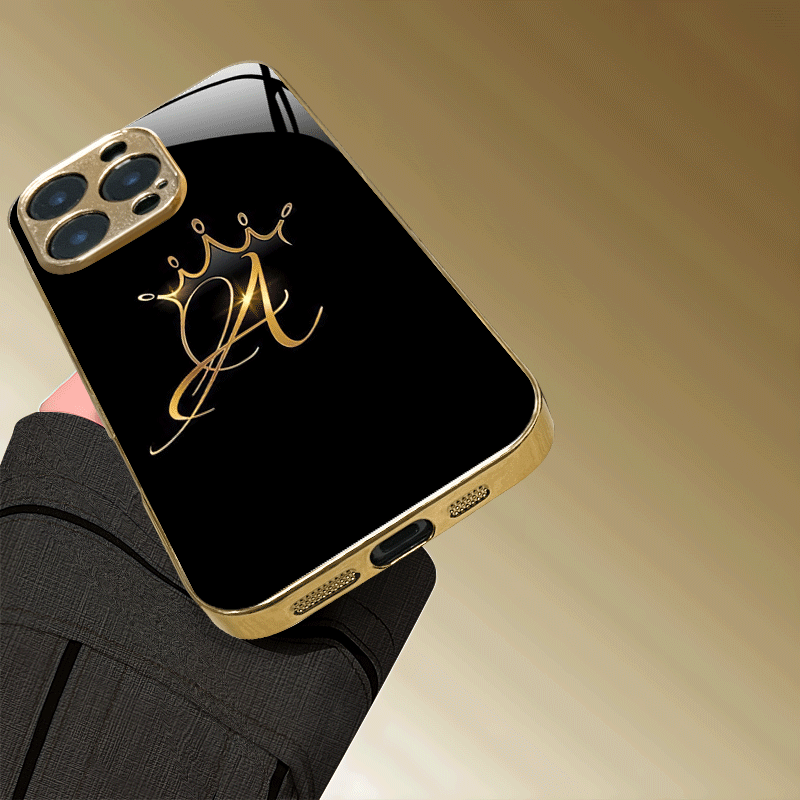 Custodia rigida Noble Golden C - Monogram Custom Case recensione e prezzo