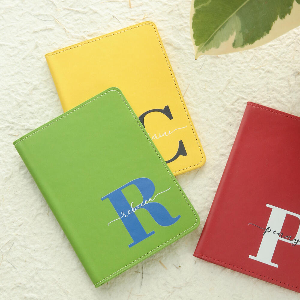 Copertina per Passaporto Perso - Monogram Custom Case recensione e prezzo