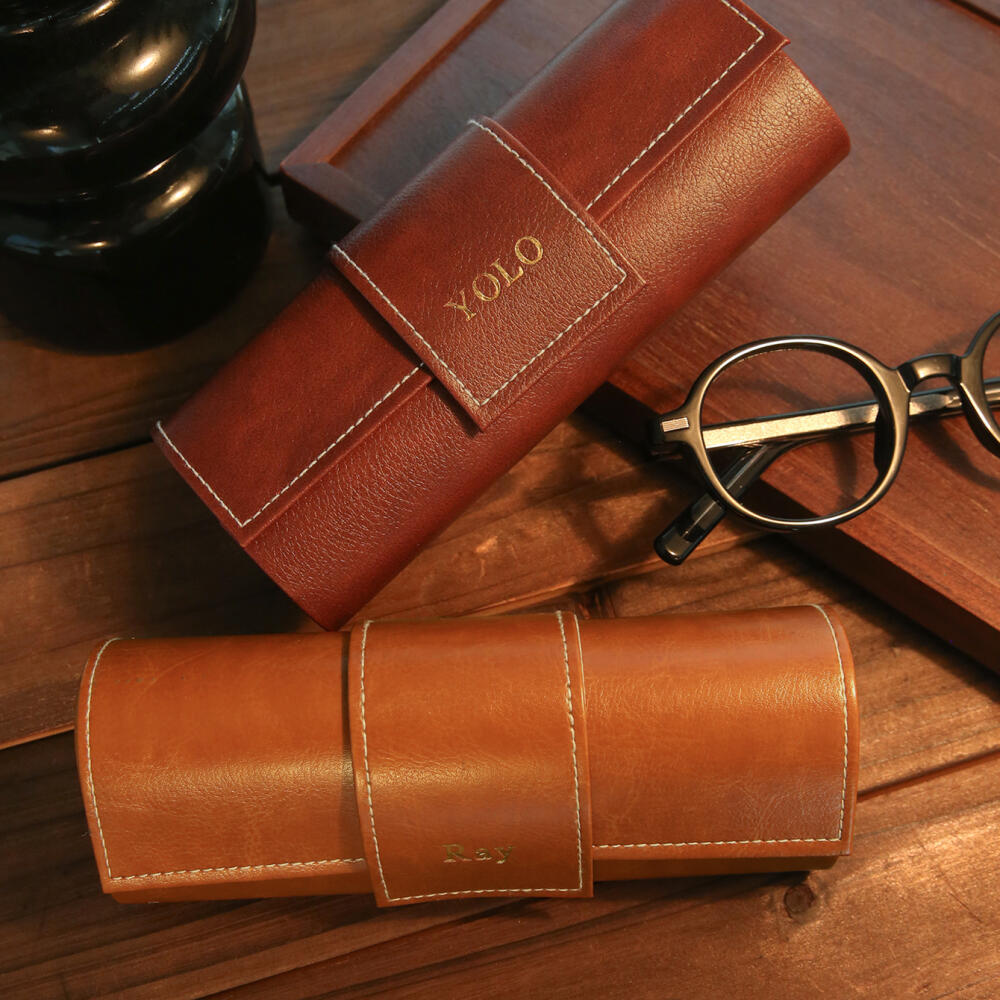 Custodia per Occhiali in Pelle - Monogram Custom Case recensione e prezzo